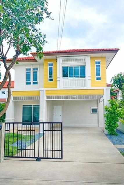 บ้านเดี่ยวให้เช่า 3นอน 3น้ำ ถนนปัญญาอินทราและทางด่วน หทัยราษฎร์39 สาธิตพัฒนา ซาฟารีเวิลด์ บ้านเดี่ยว 2 ชั้น  70 ตร.ว. 280 ตร.ม. เฟอร์ครบ