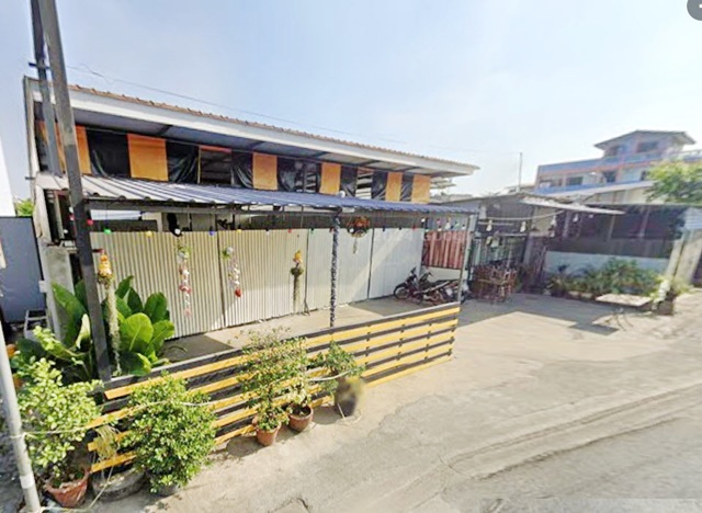 โกดังขนาดย่อม  176 ตรม. เซ็นทรัล รามอินทรา 2กม. ลาดปลาเค้า เปิดร้านค้า คลินิก อาคารชั้นเดียวให้เช่า ทำเลทอง ถนนรามอินทรา1-7   44ตร.ว.