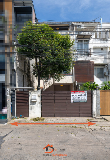 ขาย ทาวน์โฮม 3.5 ชั้น เล่นระดับทุกชั้น 31 ตร.ว. ทำเลทองสตรีวิทยา 2 ซอย 23 โชคชัย 4