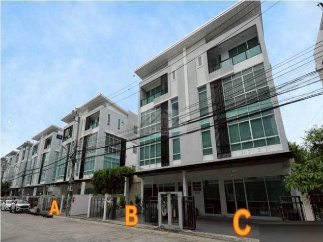 ให้เช่าสำนักงาน 3 หลัง พื้นที่รวม 1700 ตร.ม. โครงการบิซ แกลเลอเรีย ซอยนวลจันทร์ 26