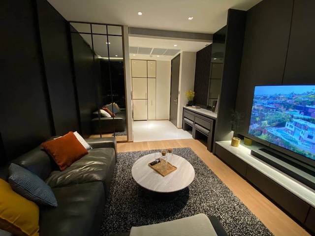Beatniq Sukhumvit 32 convenient comfortable 16th floor BTS Thonglor