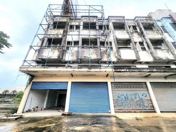 ขาย อาคารพาณิชย์ 4 ชั้น หลังมุม ขนาด 45 ตร.ว. 2 ห้อง ติดถนนใหญ่ บรมราชชนนี ตรงข้ามโลตัสศาลายา ทำเลดี ใกล้แหล่งชุมชน เหมาะทำการค้า โฮมออฟฟิค