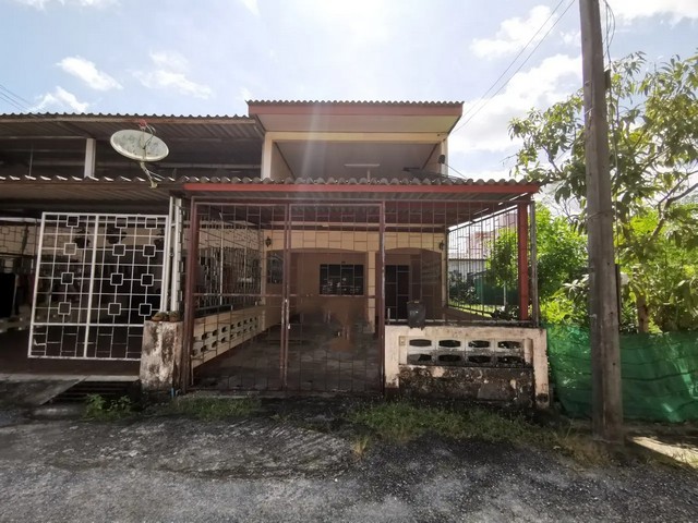 ขาย ทาวน์เฮ้าส์ 2 ชั้น ทุ่งสง ถนน ทุ่งสง-ร่อนพิบูลย์