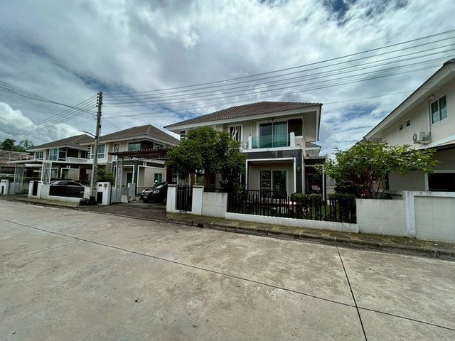 บ้านเดี่ยว 2 ชั้น บรรยากาศเงียบสงบ เป็นส่วนตัว รวมโชค