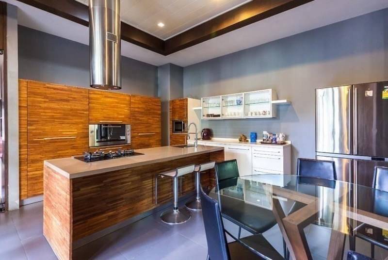 บ้านสุขุมวิท39 4 ชั้น ใกล้ BTS พร้อมพงษ์ เนื้อที่ 188 ตารางวา