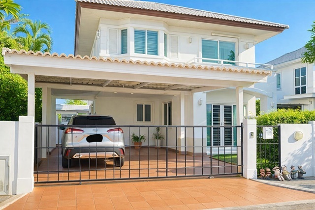 และบิ๊กซี แจ้งวัฒนะ 56 ตร.ว.200 ตร.ม. ใกล้ เซ็นทรัล แจ้งวัฒนะ 900 ม. MRT เลี่ยงเมืองปากเกร็ด ให้เช่าบ้านเดี่ยว 2 ชั้น 3 นอน 3 น้ำ