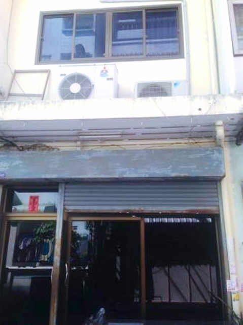 สภาพดี 3 นอน 3 น้ำ จันทน์19-27 เซ็นทรัล พระราม 3 2.2 กม.เช่าตึกแถว 3 ชั้น+ดาดฟ้า 20 ตร.วา.