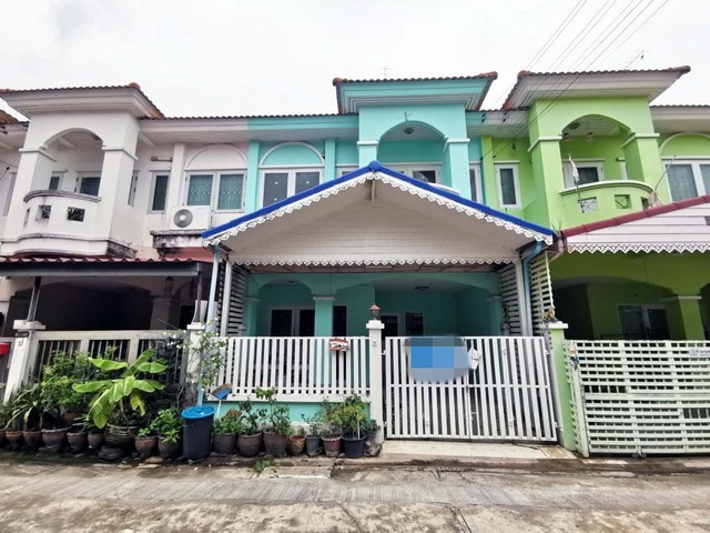 ขายทาวน์เฮ้าส์  หมู่บ้านศิริวรรณ-ชวนชม ถนนบางกรวย-ไทรน้อย  นนทบุรี