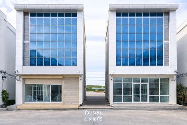 ให้เช่าตึกออฟฟิศราคาถูกที่สุด สนามบินสุวรรณภูมิ กิ่งแก้ว ร่มเกล้า 2 คูหา  ลาดกระบัง21-34  ApLลาดกระบัง 900ม.