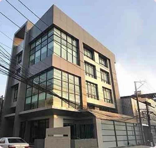 BS 400 ขายอาคารสำนักงาน 4.5 ชั้น 907 ตรม. พร้อมโกดัง 2 ชั้น รามคำแหงซอย 4 แบ่งห้องทำงานเป็นสัดส่วนพร้อมใช้งาน ใกล้ทางด่วน Airport Link