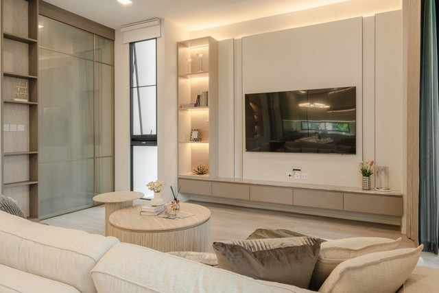 รหัสC7119 ขาย ให้เช่า บ้านเดี่ยว VIVE Krungthep Kreetha วีเว่ กรุงเทพกรีฑา มีลิฟท์ พร้อมหิ้วกระเป๋าเข้าอยู่