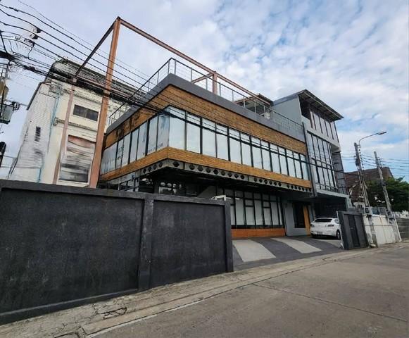 HR 6321  ให้เช่าอาคารพื้นที่รวม 700 ตรม. จอดรถได้ 6 คัน ถ.ติวานนท์ ซอยกระทรวงสาธารณสุข