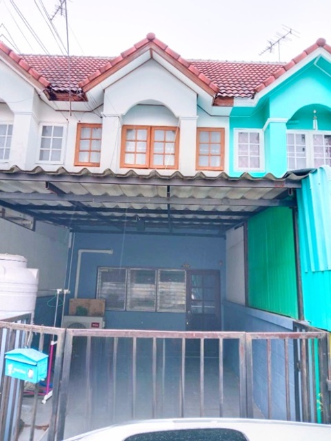 ขายบ้านเดี่ยว รถไฟฟ้า BTS คูคต 4.8 กม. ลาดสวาย ลำลูกกา ตลาดเอซี คลองสี่ 2.1 กม  เลียบคลองสี่ 20ตรว. 140ตรม.