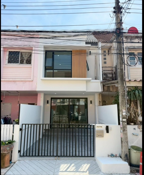 ขายทาวน์โฮม โครงการเฟิสท์โฮม วัชรพล บางเขน ใกล้ทางด่วน ตลาดถนอมมิตร