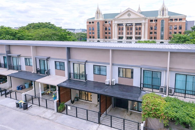 ซ.เอแบค บางนา รพ.บางบ่อ 2 กม. ทาวน์โฮมให้เช่า 3 นอน 2 น้ำ ใกล้ตลาดบางบ่อ 19ตร.ว.  145 ตร.ม. ม.อัสสัมชัญ บางนา 600 ม. ทำเลบางนา บางบ่อ