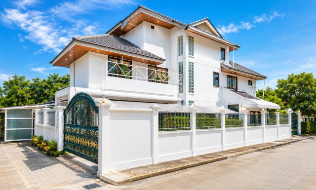 261028wkstpm ให้เช่า บ้าน รัชดา18 MRT สุทธิสาร 700 ม.ให้เช่าบ้านเดี่ยว 3 ชั้น 113 ตร.วา. 450 ตร.ม.ซอย 20 มิถุนา ทำเลศักยภาพย่านสุทธิสาร