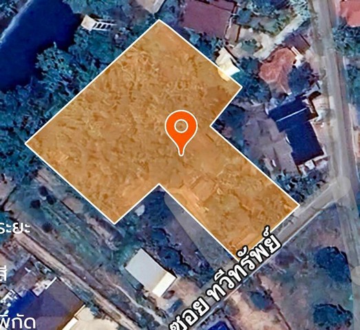 ขายที่ดิน  2 ไร่ 1 งาน  46 ตรว   ติดถนนดำ  หลัง ม. แม่โจ้  ต ป่าไผ่ อ สันทราย จ.เชียงใหม่