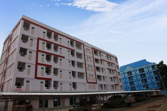 ขายหอพัก 69 ล้าน #พร้อมผู้เช่าเต็ม #โซนเจ็ดยอด เนื้อที่ 1 ไร่ 111 ห้อง #รับรายได้ 400000 +++ / เดือน #เฟอร์นิเจอร์แบบ built in