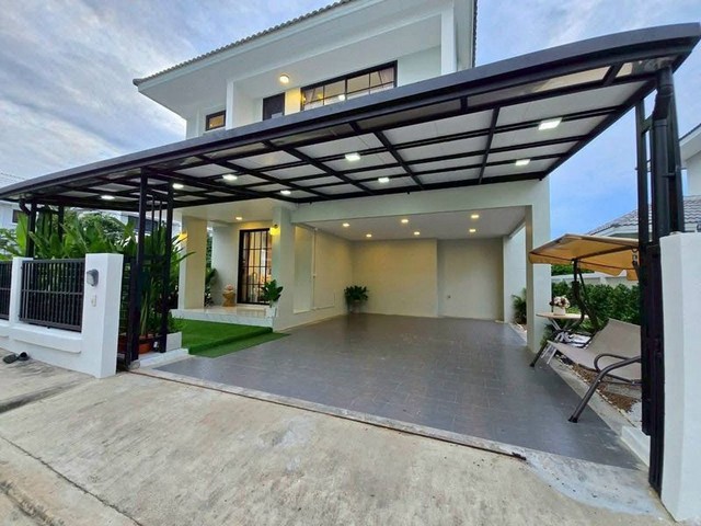 ขายบ้านเดี่ยวพัทยา โครงการอุไรวรรณ แกรนด์วิว บางละมุง ชลบุรี FP-H01578