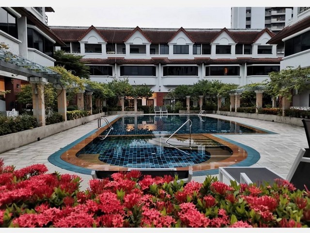 T26-783 ให้เช่า ทาวน์เฮ้าส์ โครงการ Lotus Point เอกมัย ซอย 10 120000 บาทต่อเดือน ใกล้กับ ใกล้ BTS เอกมัย ห้องนอน 4 ห้อง ห้องน้ำ 4 ห้อง