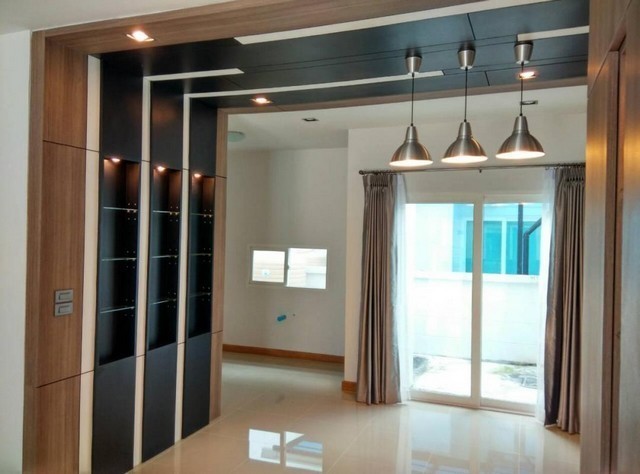 MT187 เช่า ทาวน์โฮม สภาพดี โครงการ The Ricco Town วัชรพล ใกล้เลียบทางด่วน เดินทางสะดวก