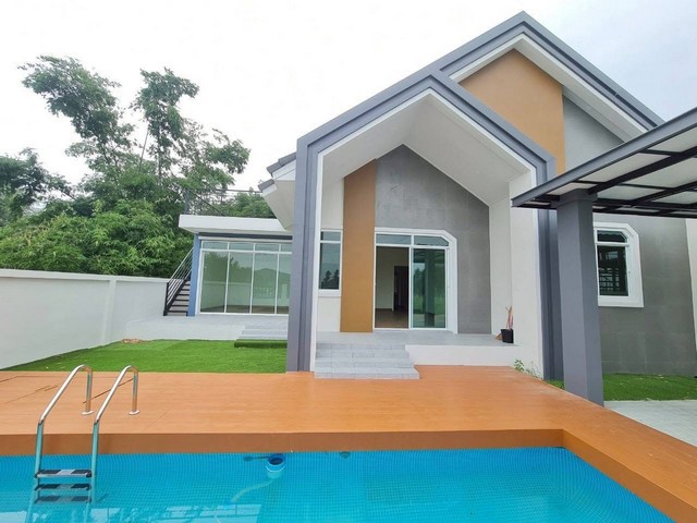 LV53459 ขาย พูลวิลล่าวิวภูเขา มองเห็นอ่างเก็บน้ำห้วยตู้บางเสร่ หน้าคือภูเขา หลังคือทะเล พิกัดบางเสร่ ไม่ไกลจากถนนสุขุมวิท ซอยบุญถาวร