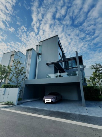 ขาย #บ้านเดี่ยว หมู่บ้าน VIVE กรุงเทพกรีฑา ติดถนนคู่ขนานกาญจนาภิเษก #ใกล้สนามกอล์ฟยูนิโก้ #ใกล้WellingtonCollege  095-164-2956 BG