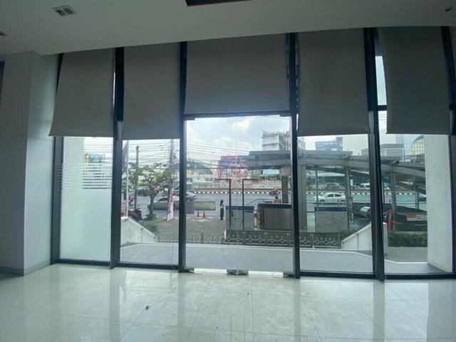 BR 1614 ให้เช่าพื้นที่สำนักงาน ขนาด 183 ตรม. ถนนพระรามที่ 4 ติด MRT หัวลำโพง เหมาะทำโชว์รูม ร้านขายของ ร้านกาแฟธุรกิจที่ต้องการหน้าร้าน