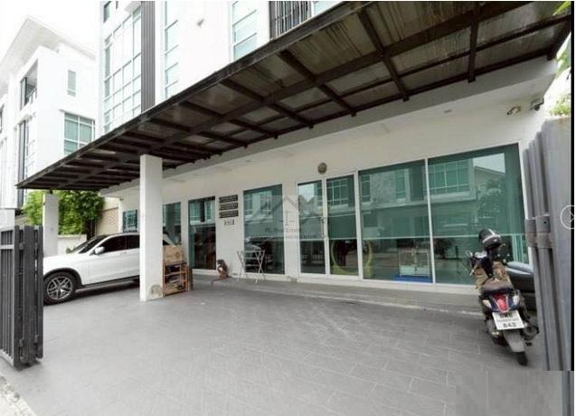 P2191 ให้เช่า ขาย สำนักงาน 3 หลัง พื้นที่รวม 1700 ตรม. โครงการบิซ แกลเลอเรีย Biz Galleria ซอยนวลจันทร์ 26 เกษตรนวมินทร์ เลียบด่วน