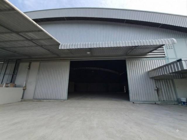 BST1326 ให้เช่าโกดังพร้อมห้องพักคนงาน ลาดกระบัง 14/1 พื้นที่ 1000 ตร.ม. ใกล้สนามบินสุวรรณภูมิและมอเตอร์เวย์