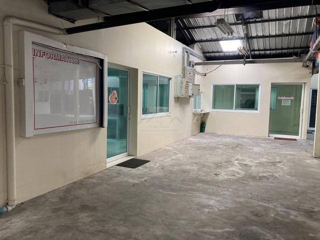 BR 1533 ให้เช่าสำนักงานพร้อมพื้นที่คลังสินค้า 1200 ตรม. ซอยลาดพร้าว 60 ตรงข้ามโชคชัย 4 เดินทางสะดวก