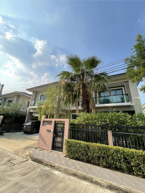 ขายบ้านหรู 2 ชั้น 80 ตร.วา 4 ห้องนอน ดีไซน์โมเดิร์นพรีเมียม โครงการ เดอะ ปาล์ม พัฒนาการ 38 The Palm Pattanakarn ใกล้ทางด่วน