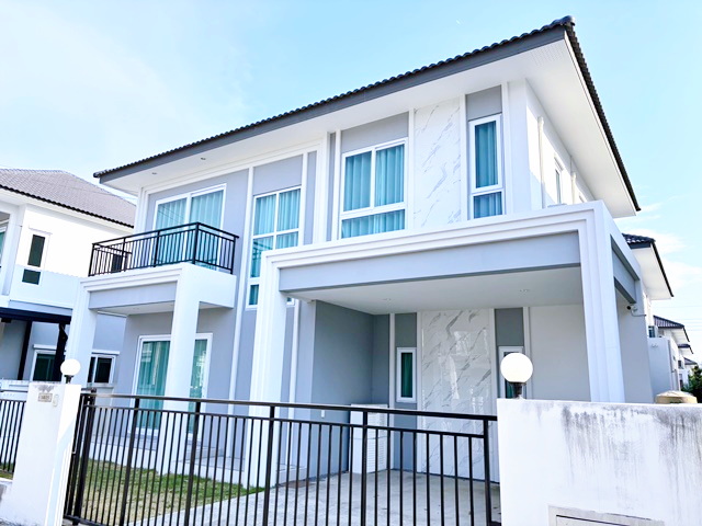 บิ๊กซี หนองจอก2.23กม. แม็คโคร 5แอร์ บ้านเดี่ยว 2ชั้น สระว่ายน้ำ 52ตร.วา 4นอน 3น้ำ อยู่วิทยา ใกล้ มเทคโนโลยีมหานคร  900 ม.