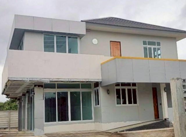 บ้านเดี่ยวปลูกสร้างบนพื้นที่ 357 ตารางวา   ต.ธรรมศาลา อ.เมืองนครปฐม จ.นครปฐม