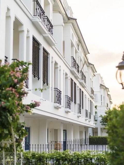 HR 9791 ให้เช่าทาวน์โฮม 3 ชั้น 3 ห้องนอน ลีออง สุขมวิท 62 Leon Sukhumvit 62 ใกล้ BTS บางจาก