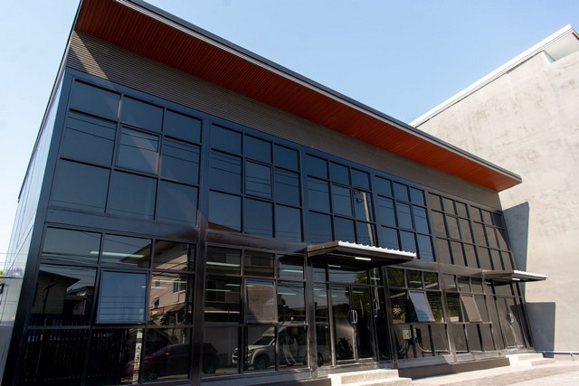 Office + Warehouse 100 ตร.วา 2 ชั้น 332ตร.ม. ที่จอดรถ200 ตร.ม.ใกล้BTSปุณณวิถี สุขุมวิท 101