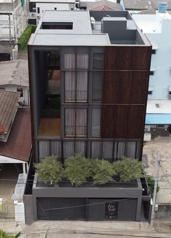 ขายหรือให้เช่า พูลวิลล่า 4 ชั้น โครงการ Jia Pool Residence แบบบ้าน Cayla ขนาดที่ดิน 60 ตร.วา มีสระว่ายน้ำ ใกล้สนามบินดอนเมือง
