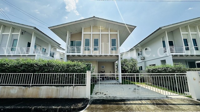 บ้านเดี่ยว คณาสิริ ปิ่นเกล้า - กาญจนา ทำเลดี ถูกที่สุดในโครงการ