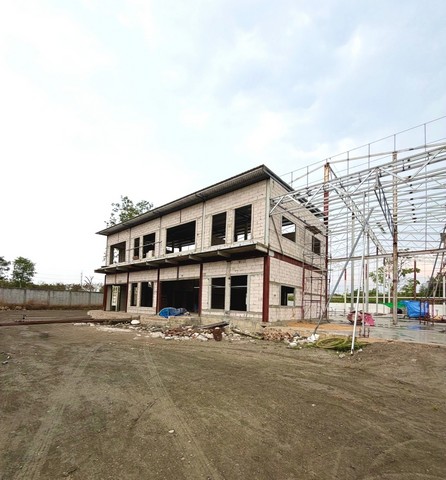 ขายโรงงานและให้เช่าโรงงานสร้างใหม่ใกล้นิคมเกตเวย์ฉะเชิงเทรา ผังม่วงลาย บนเนื้อที่ดิน 4  ไร่  (สามารถขยายพื้นที่เพิ่มได้)