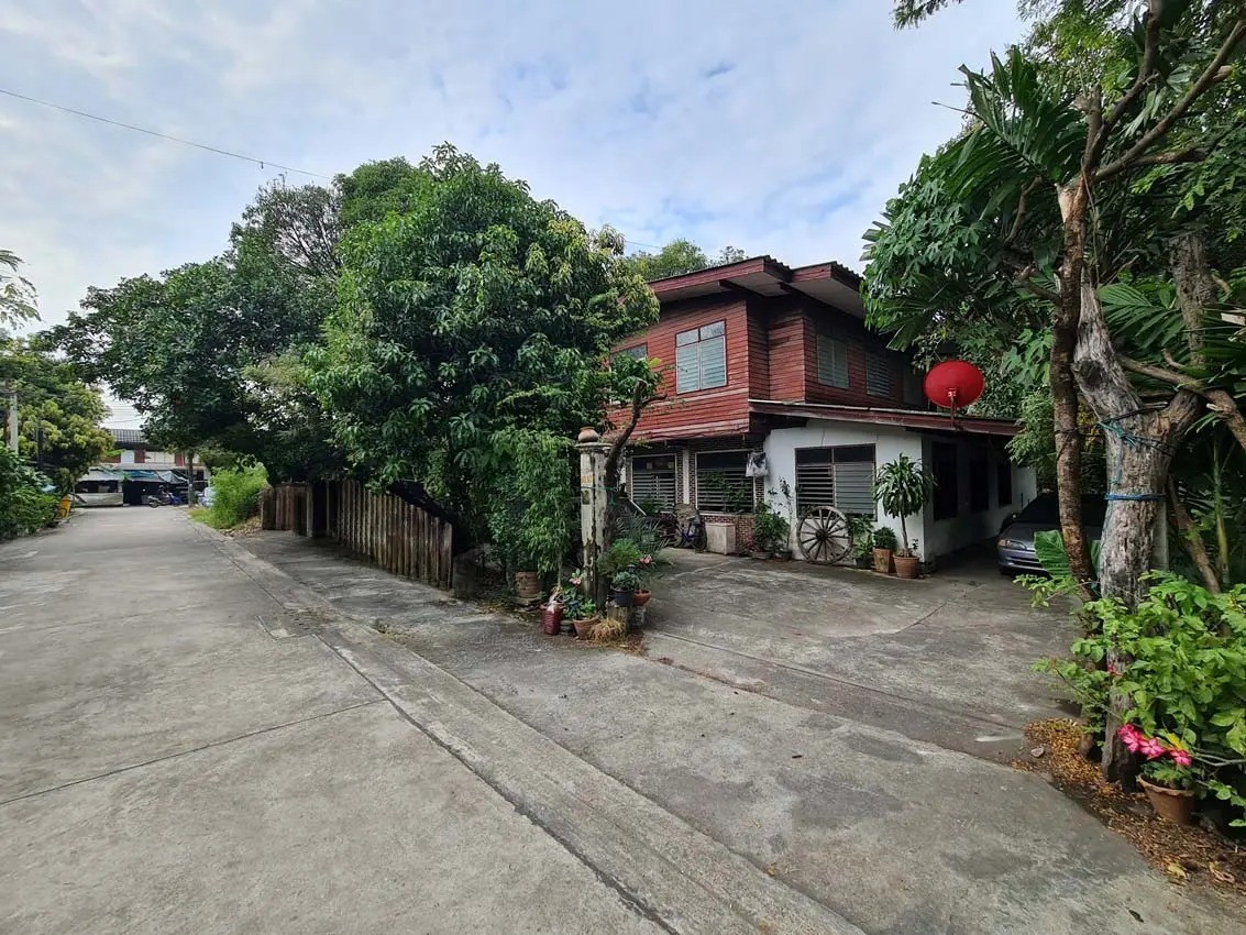 ขาย บ้านเดี่ยว ที่ดินเปล่า เสรีไทย 50   เขตบางกะปิ กรุงเทพฯ ราคาโปรโมชั่น ลดพิเศษ