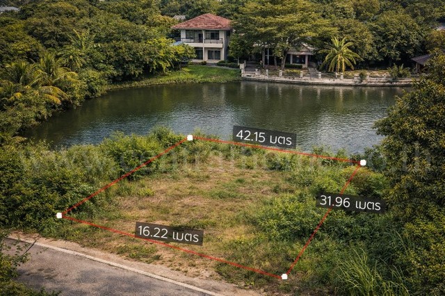 ที่ดินเปล่า ถมแล้ว 105.2 ตร.วา หมู่บ้าน การ์เด้นลากูน่า - ฉะเชิงเทรา ใกล้ทะเลสาบ