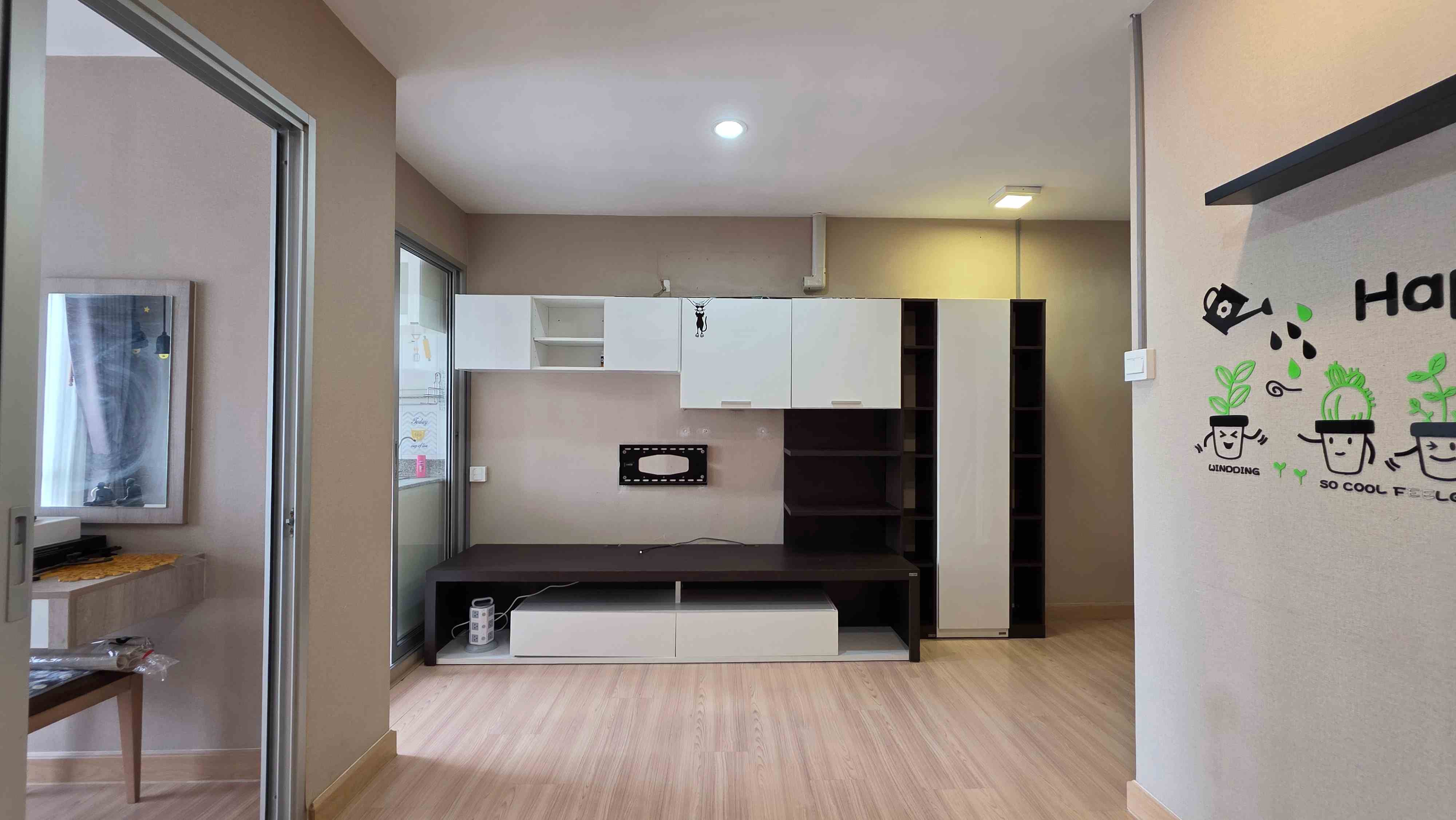 ขายขาดทุน! คอนโด เอพลัส 2 รัตนาธิเบศร์ ชั้น 6 ทำเลดี ใกล้ MRT บางกระสอ เพียง 200 เมตร