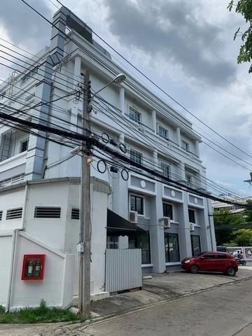 ให้เช่าอาคารพาณิชย์ 3.5 ชั้น 300 ตร.ม. ถนนประชาชื่น เขตหลักสี่ ใกล้ ม.ธุรกิจบัณฑิตย์
