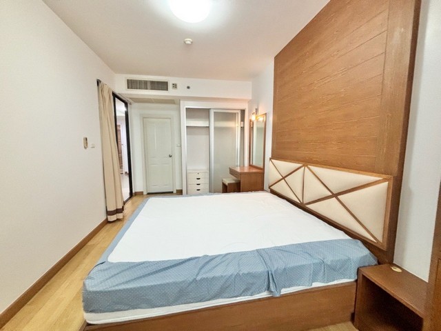 Condo for Sell Supalai Premier Place Asoke 56sqm 1bedrooms 1bathrooms 20th floor between BTS Asoke and MRT Phetchaburi.