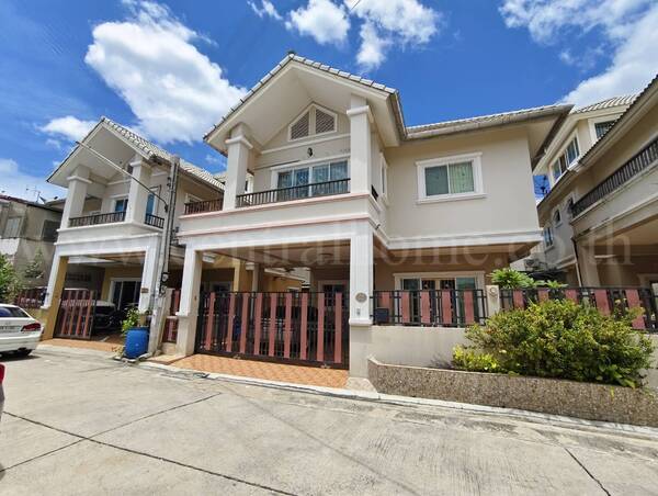 ขายด่วน บ้านเดี่ยว อิ่มอัมพร 2 ซอยราชพฤกษ์ 9 พร้อมเฟอร์นิเจอร์ ราคาถูก