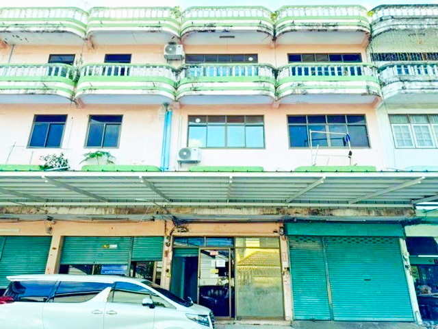 บางบอน1  ถ.กัลปพฤกษ์ เอกชัย MRTบางแค 3กม. ให้เช่าอาคารพาณิชย์ 3.5 ชั้น พร้อม3แอร์ ตลาดกัลปพฤกษ์ 1.8กม. 3 นอน 3 น้ำ