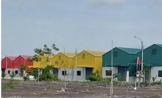 ให้เข่าโกดังสร้างใหม่ 300 ตร.ม. เข้าออกสะดวก ริมถนนราชพฤกษ์-345. พร้อมที่จอดรถเป็นสัดส่วน