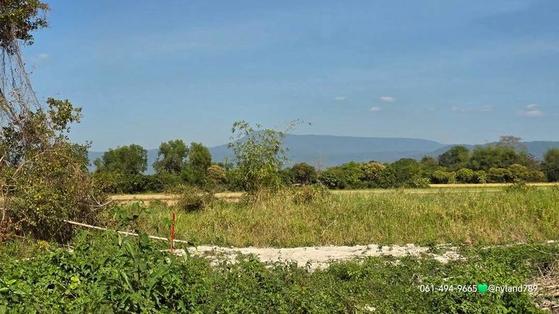 ขายที่สวยวิวเขาติดคลองแปลงเล็กกลางเมืองใกล้ ปตท.สาริกา เพียง 750 เมตร ต.บ้านบุ่ง อ.เมือง จ.นครนายก การเดินทางสะดวกสบาย