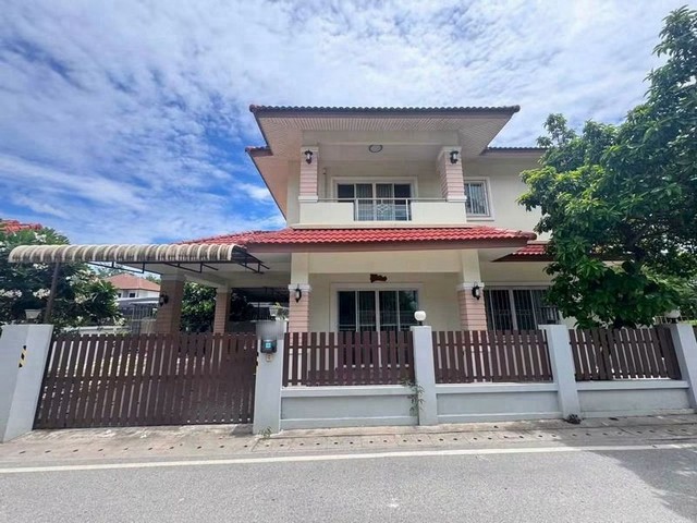 บ้านเดี่ยว 2 ชั้น ทำเลดี เดินทางสะดวก เข้า-ออกได้หลายทาง แม่เหียะ
