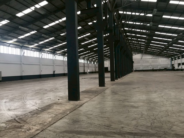 ให้เช่าโรงงานโกดัง 4000 ตร.ม.มีใบรง.4 ย่านพุทธมณฑลสาย5 นครปฐมสามพรานอ้อมน้อย